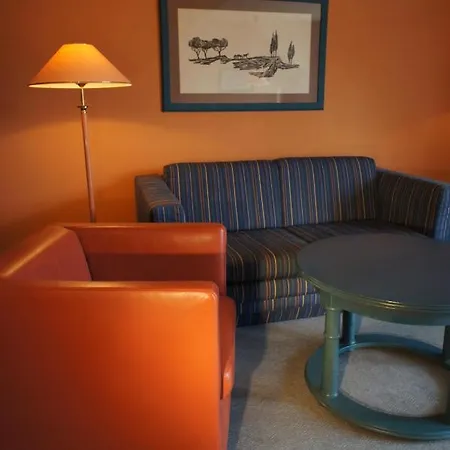 Angerresidenz מלון צוויזל